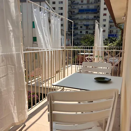 Viale Italia 22 *