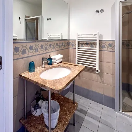 Viale Italia 22 Bed & Breakfast